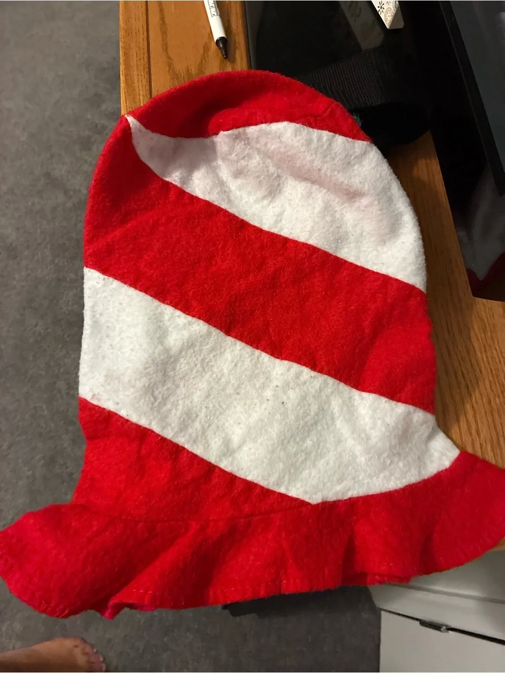 Dr Seuss Cat In The Hat Kids Costume Size 2T-4T, Includes Outfit And Hat